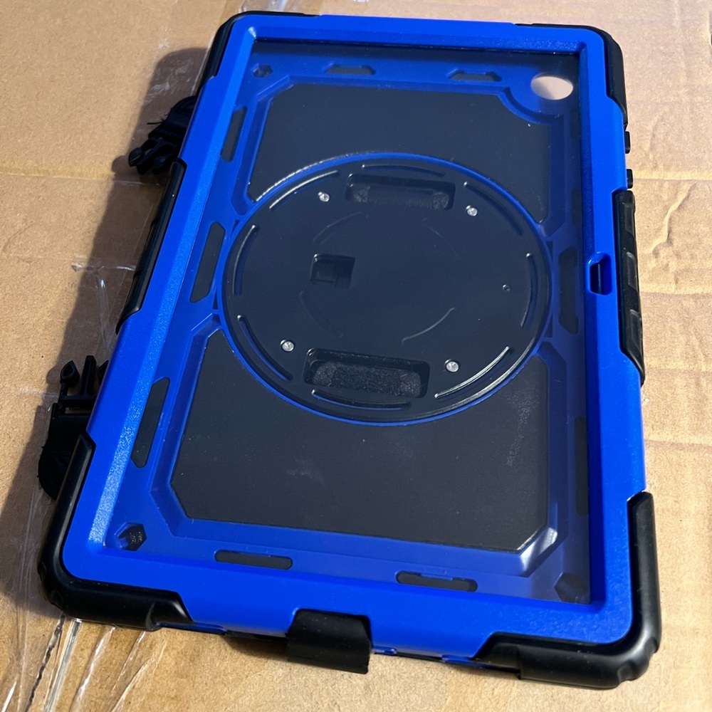 Like New Samsung Tablet Case (10.4in)
